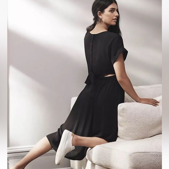 Ann Taylor black midi dress with back cutout size small - Picture 11 of 11